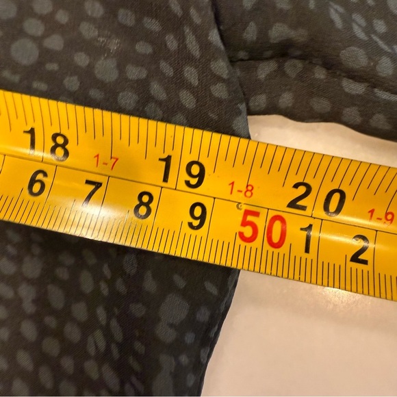 Eileen Fisher Women’s Button Down 100% SILK Blouse Black/gray Sheer Sz S - Picture 3 of 7